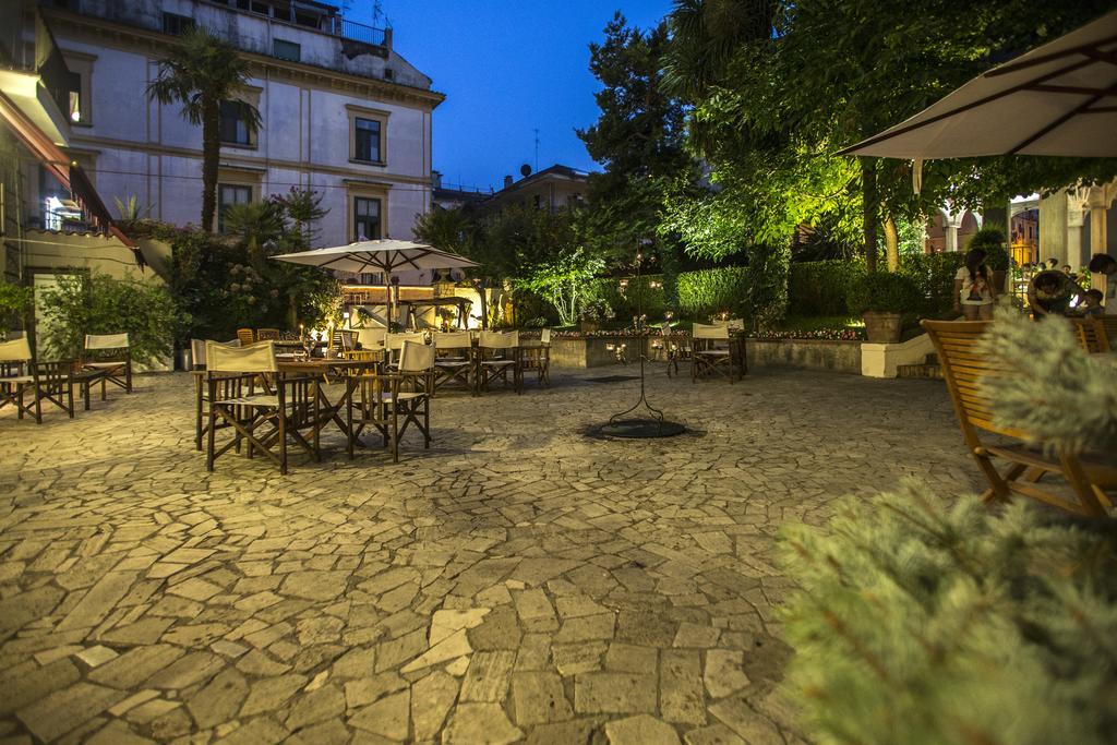 Hotel Victoria Maiorino Cava deʼ Tirreni Buitenkant foto